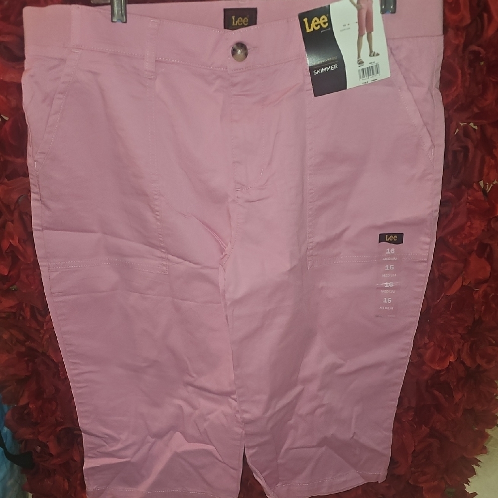 Lee NWT Women's Skimmer Shorts in Vibrant Pink Size 16